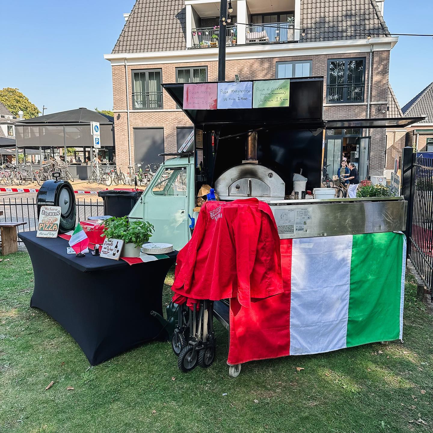 Belissinonna houtoven op een evenement bij Ermelo